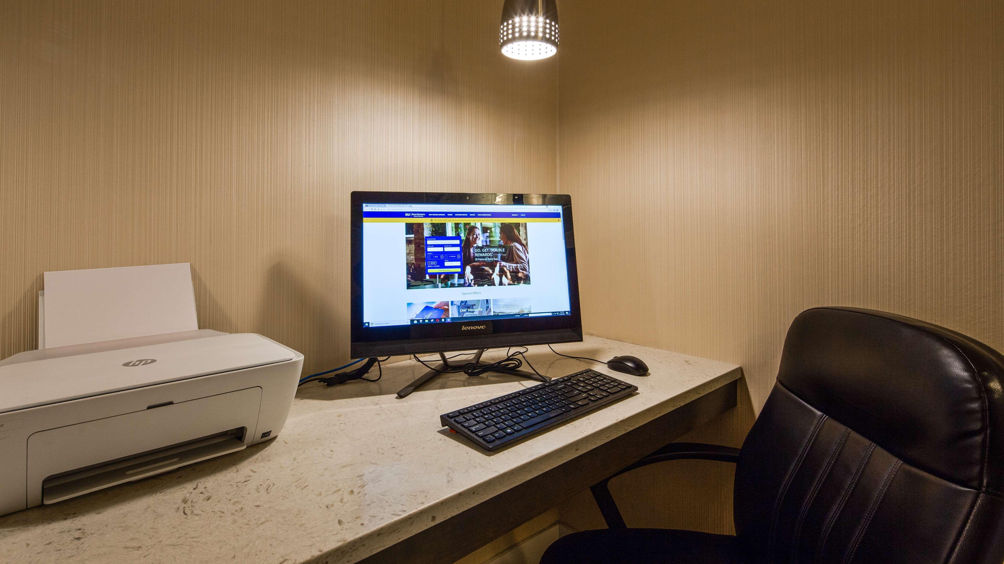 Best Western Hermiston Inn Экстерьер фото
