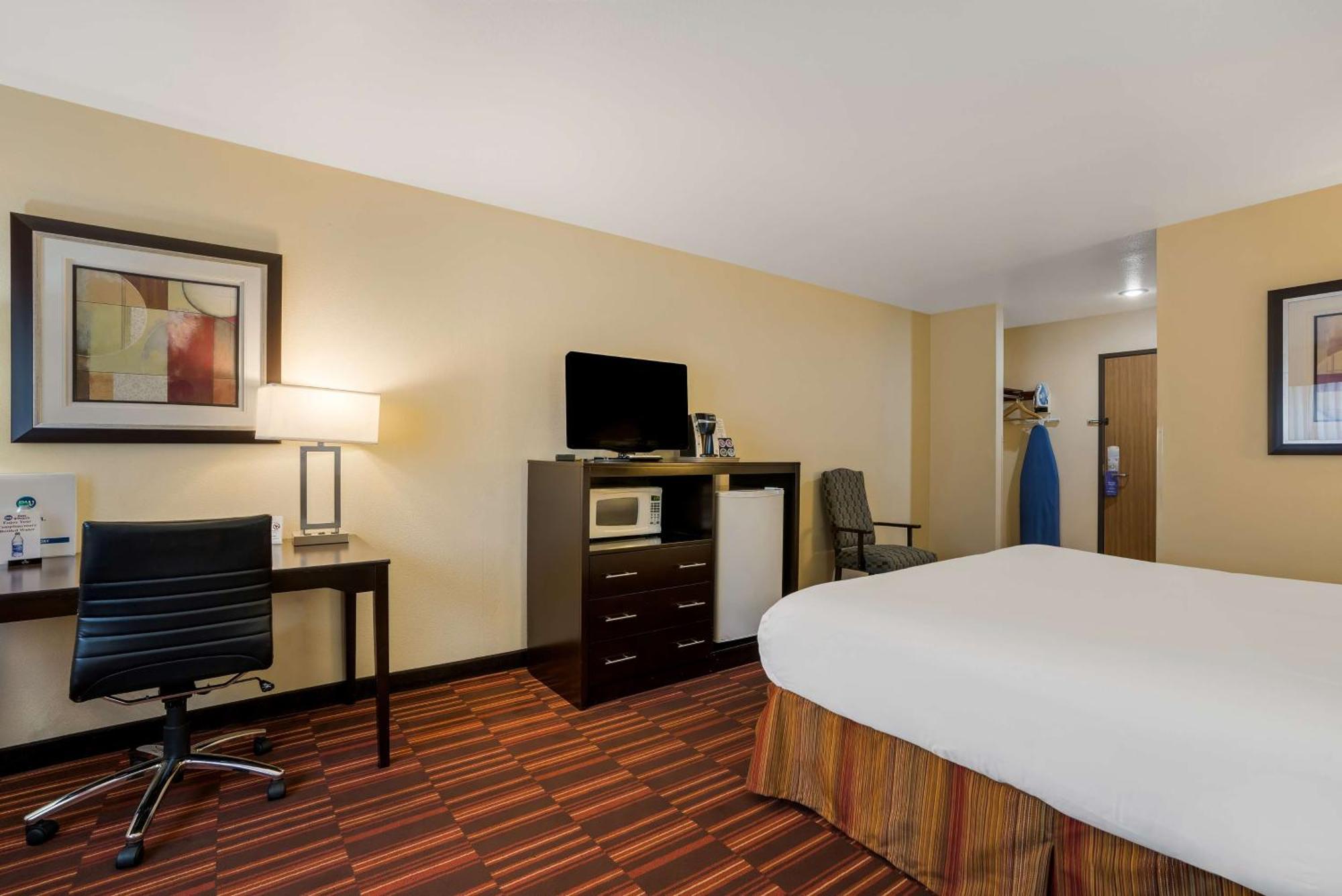Best Western Hermiston Inn Экстерьер фото