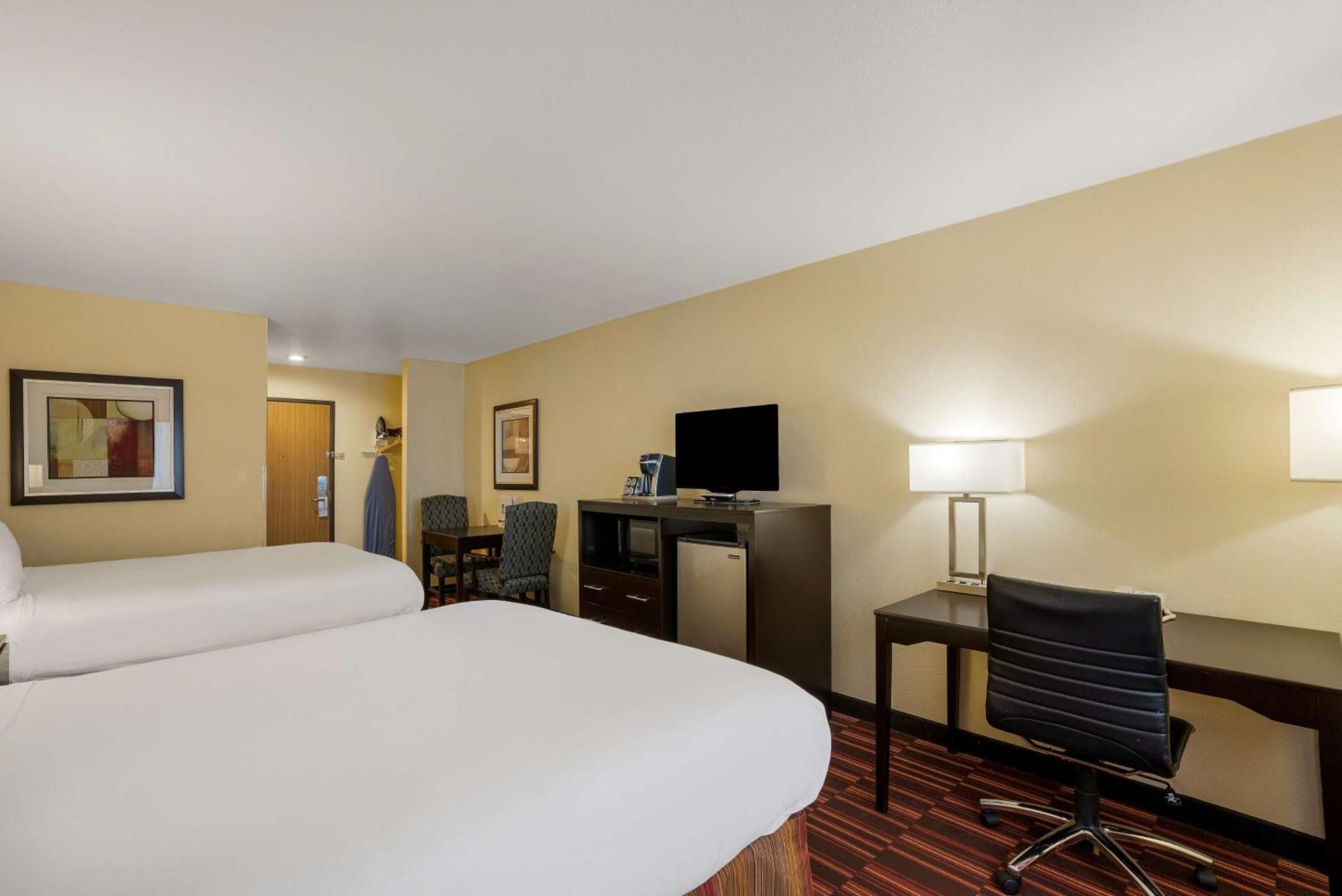 Best Western Hermiston Inn Экстерьер фото
