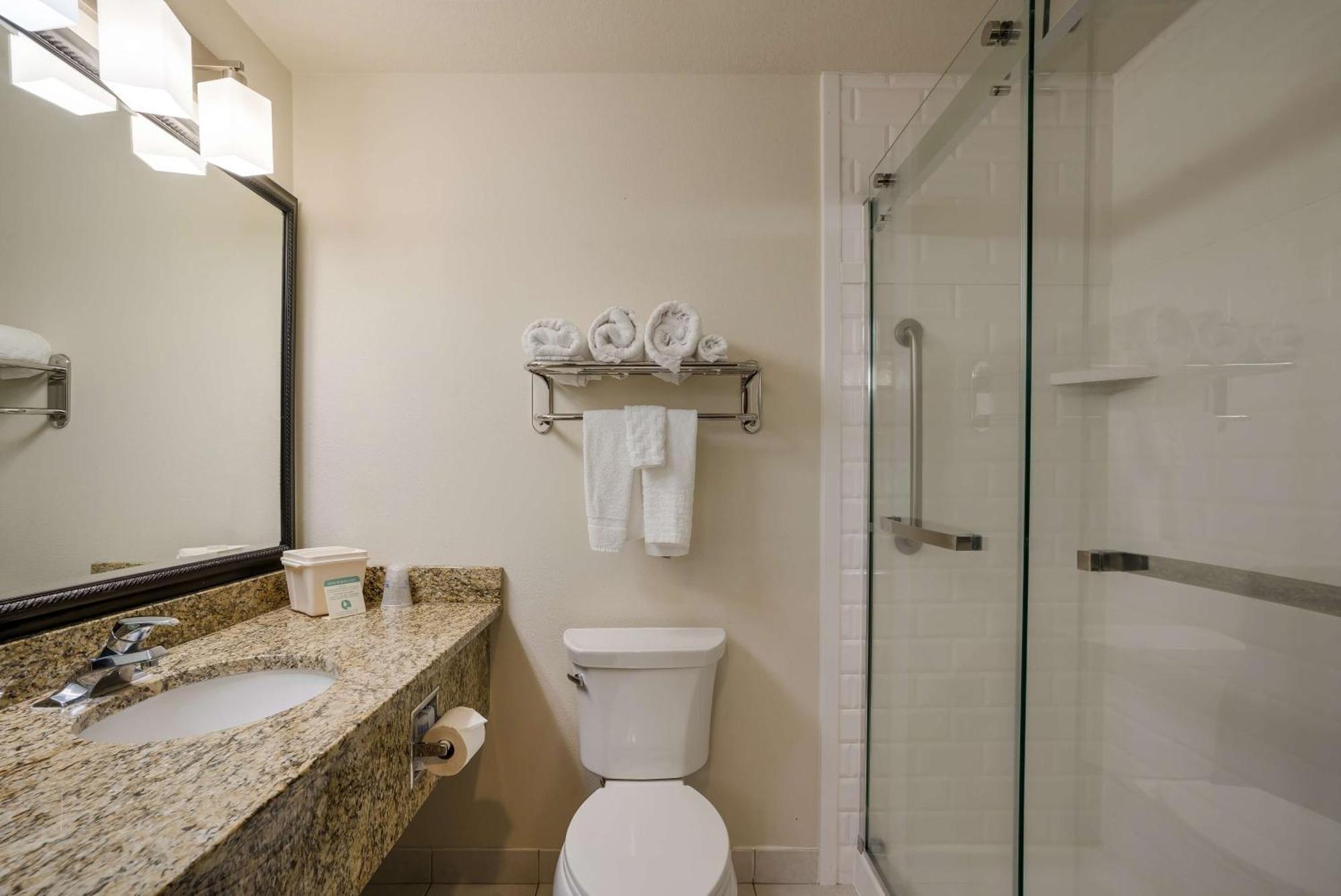 Best Western Hermiston Inn Экстерьер фото