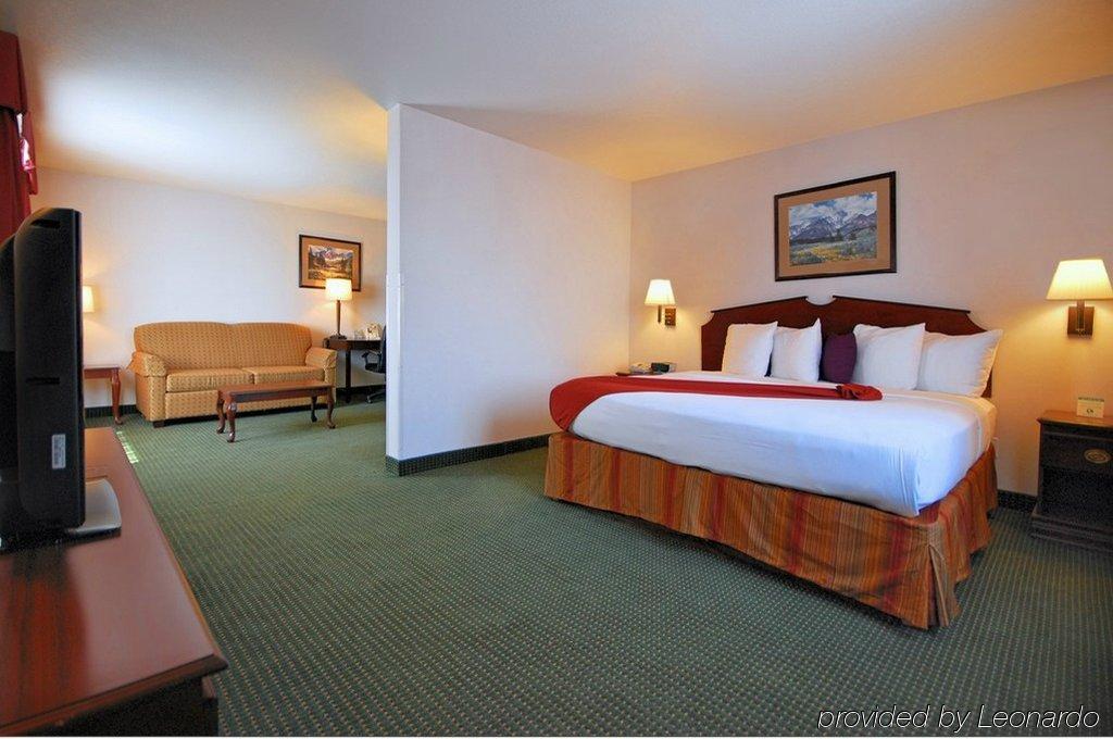 Best Western Hermiston Inn Экстерьер фото